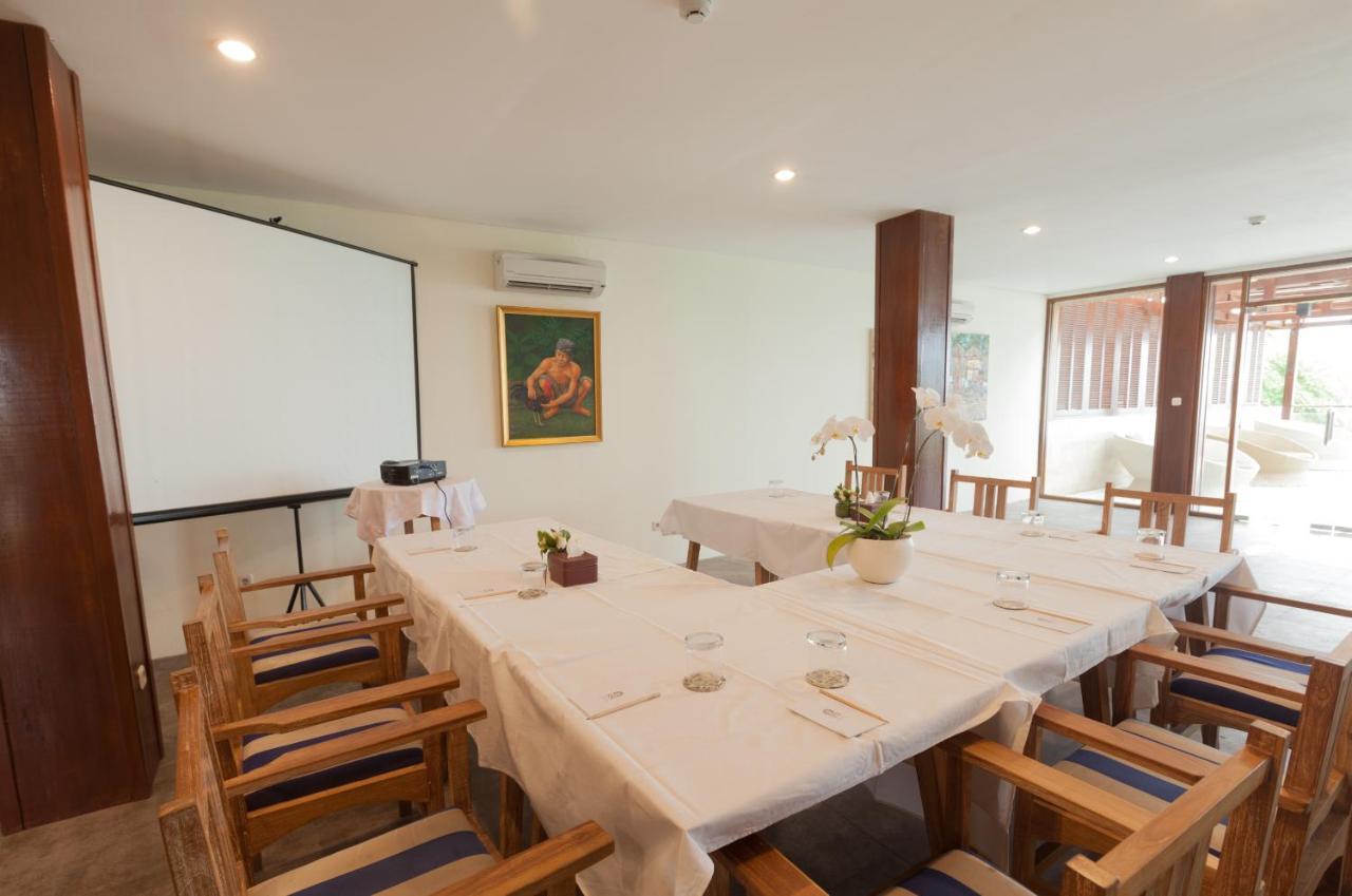 D'Nusa Beach Club And Resort Lembongan Exterior photo