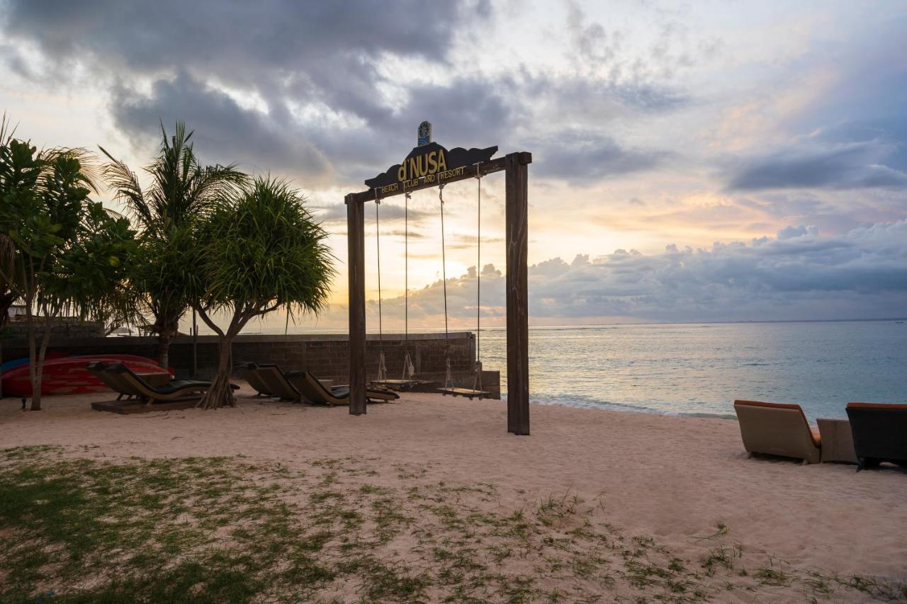 D'Nusa Beach Club And Resort Lembongan Exterior photo