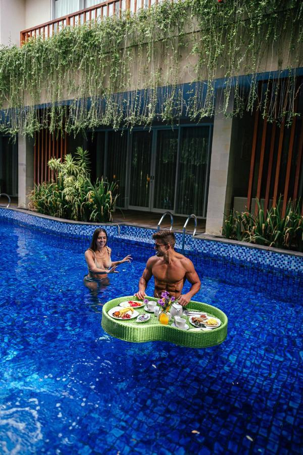 D'Nusa Beach Club And Resort Lembongan Exterior photo